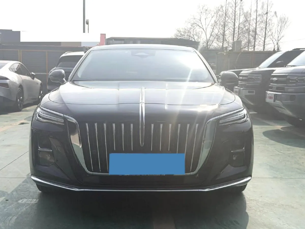 2023 HongQi H5 2.0T 224HP L4 8AT,autocango,china used car exporter,china ev exporter,chinese used car exporter,chinese used ev exporter