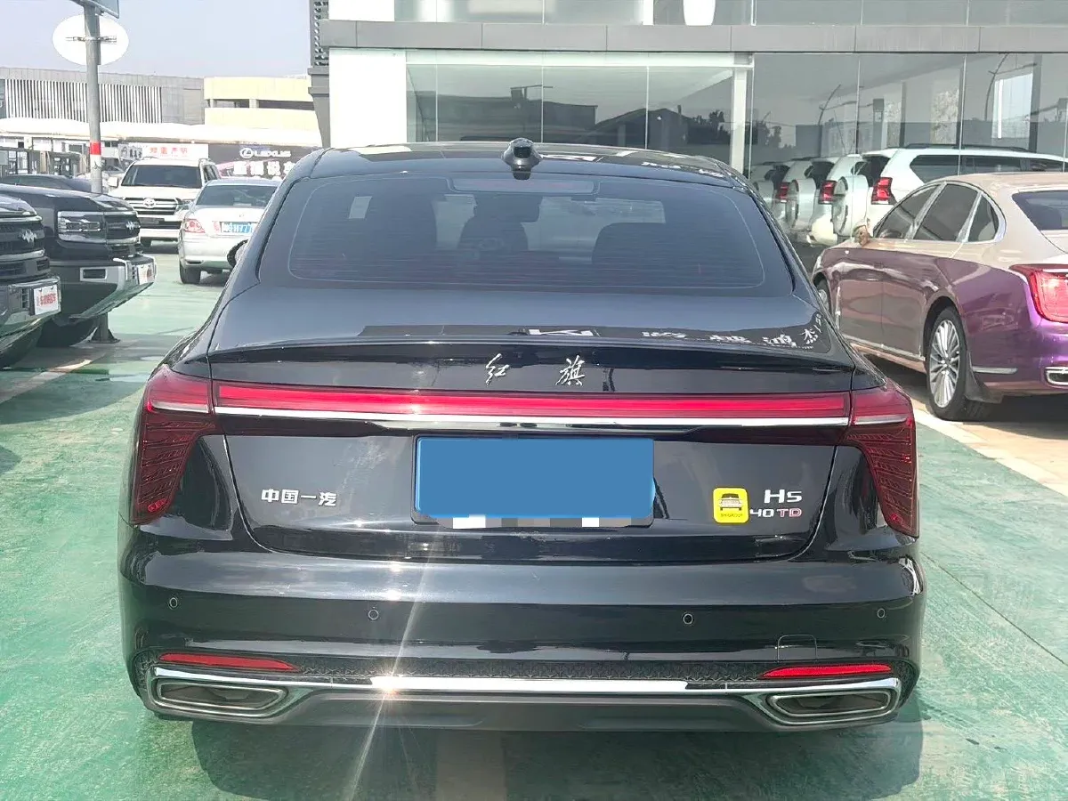 2023 HongQi H5 2.0T 224HP L4 8AT,autocango,china used car exporter,china ev exporter,chinese used car exporter,chinese used ev exporter