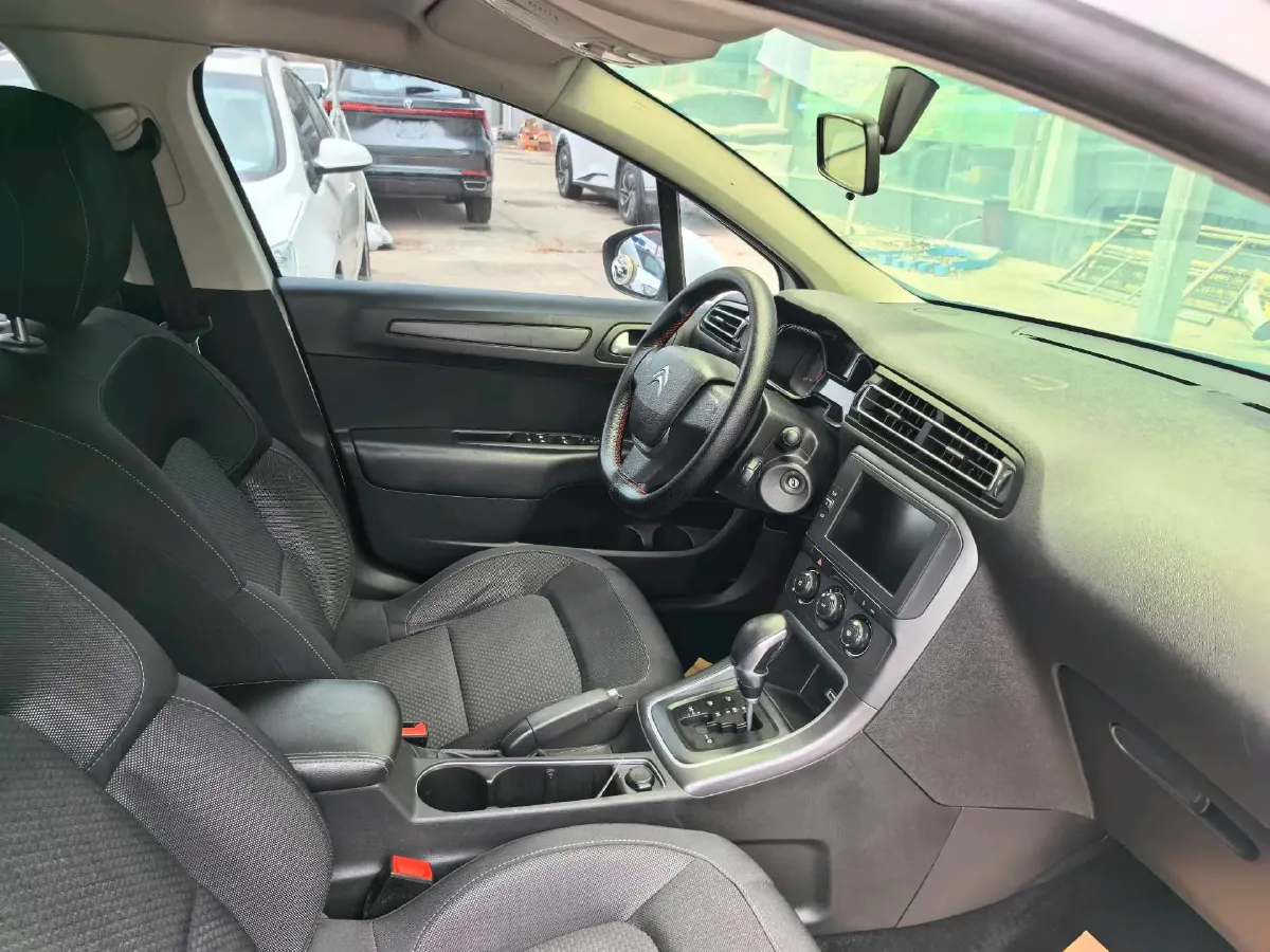 2018 Citroen C4 C-Quatre 1.6L 117HP L4 6AT,autocango,china used car exporter,china ev exporter,chinese used car exporter,chinese used ev exporter