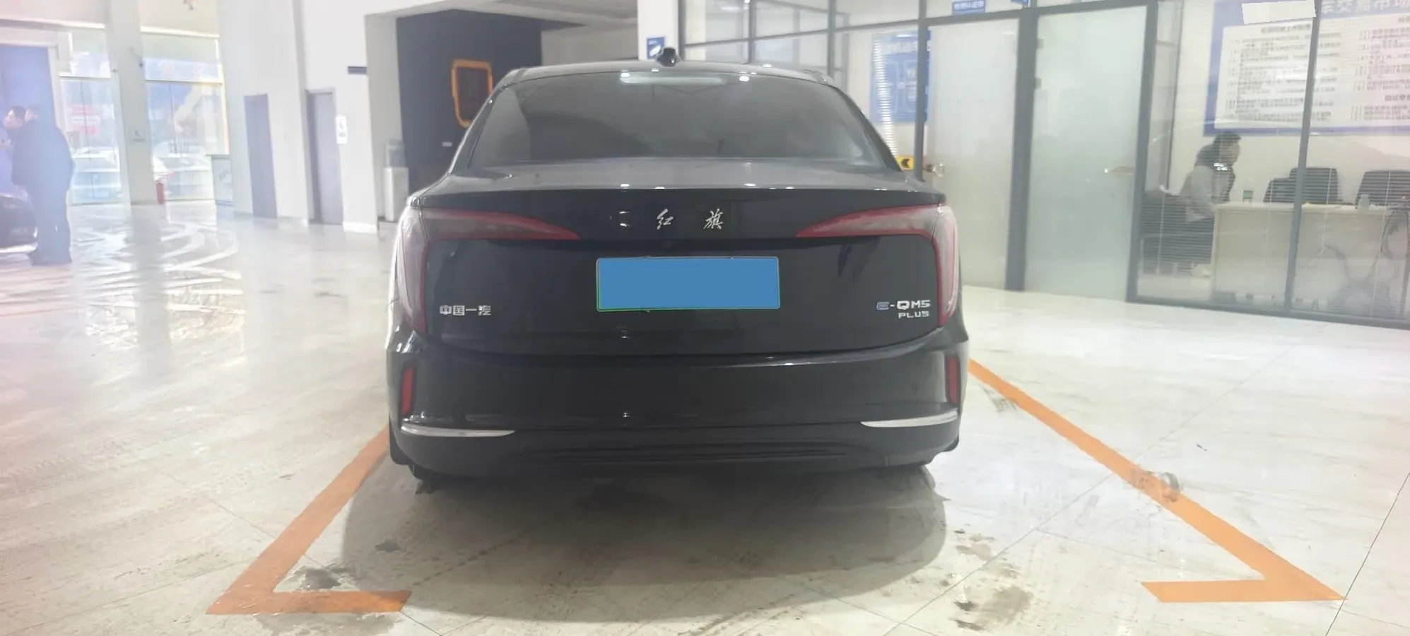 2024 HongQi E-QM5 BEV 72KWH,autocango,china used car exporter,china ev exporter,chinese used car exporter,chinese used ev exporter