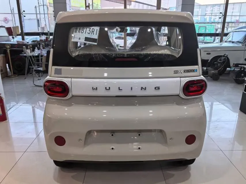 2024 WuLing HongGuang MINI EV BEV 17.3KWH,autocango,china used car exporter,china ev exporter,chinese used car exporter,chinese used ev exporter