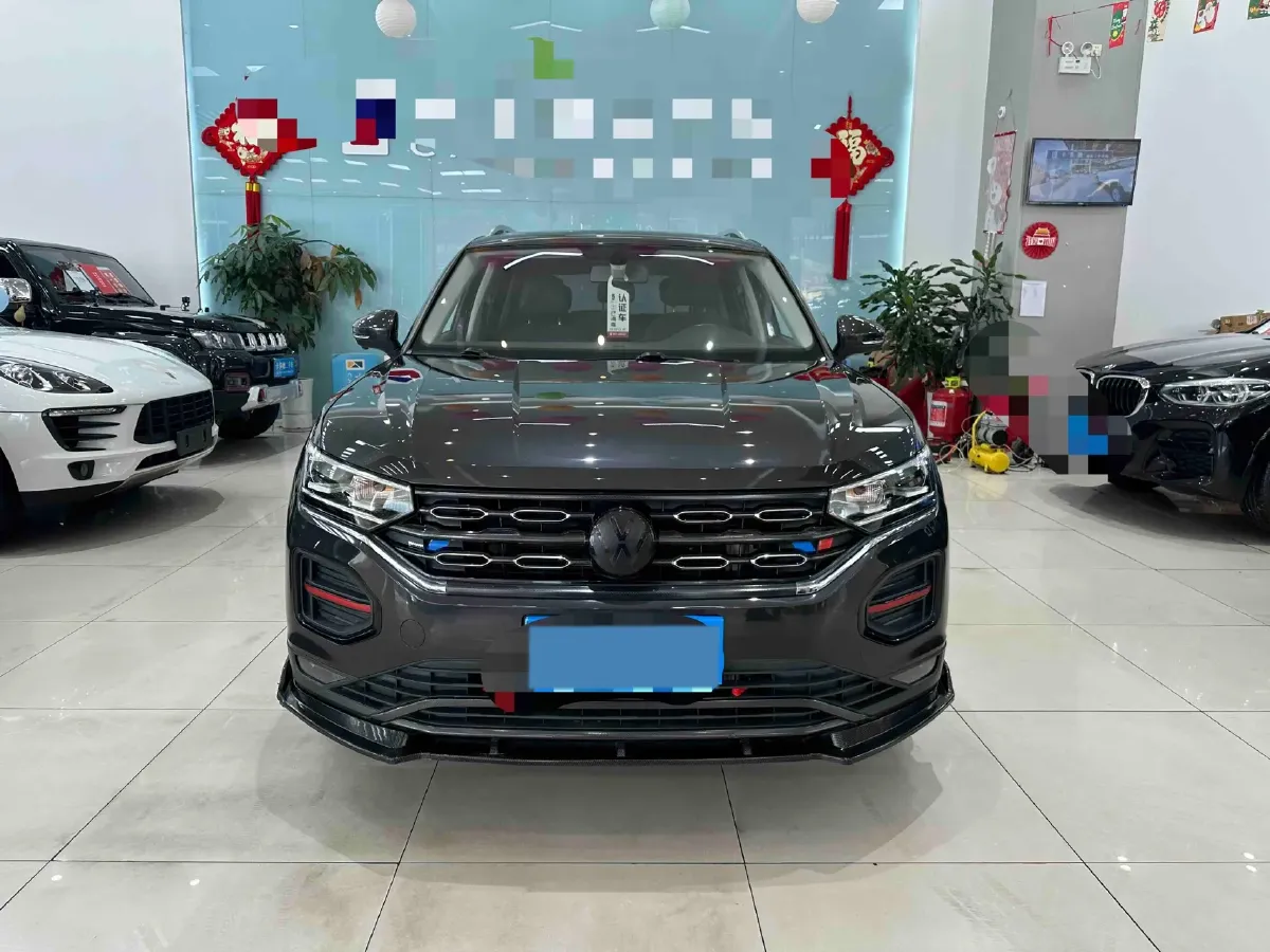 2019 Jeep Cherokee 2.0T 234HP L4 9AT,autocango,china used car exporter,china ev exporter,chinese used car exporter,chinese used ev exporter