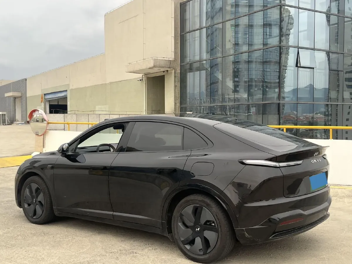 2024 ONVO L60 BEV 60KWH,autocango,china used car exporter,china ev exporter,chinese used car exporter,chinese used ev exporter