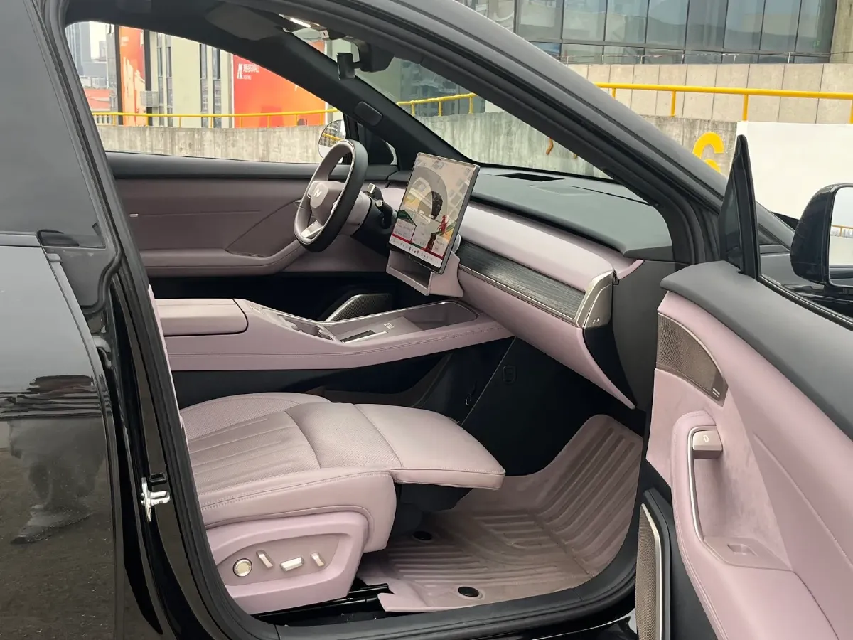 2024 ONVO L60 BEV 60KWH,autocango,china used car exporter,china ev exporter,chinese used car exporter,chinese used ev exporter