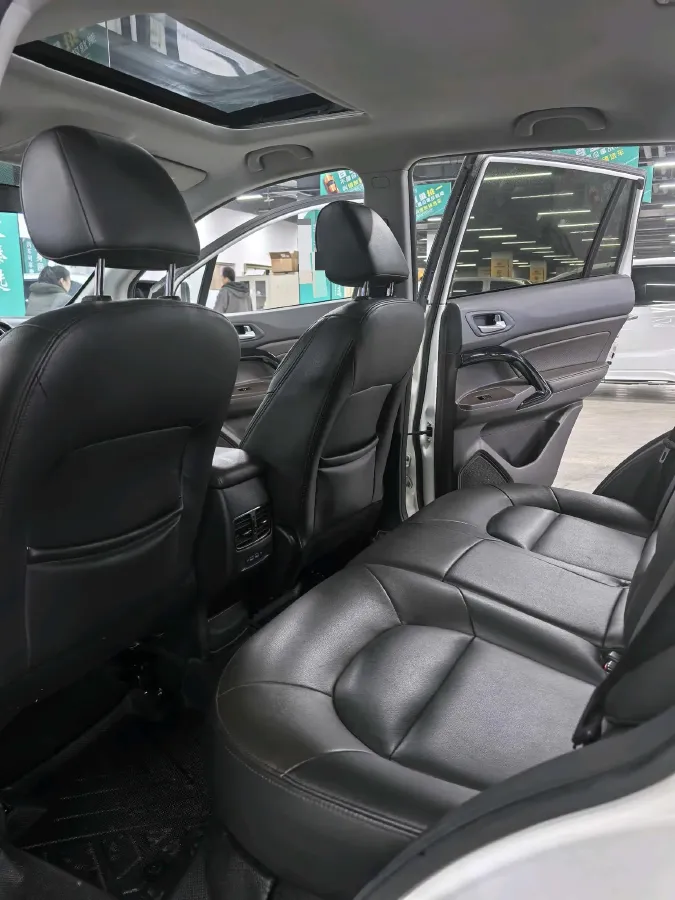 2017 GAC Trumpchi GS4 1.5T 152HP L4 6AT,autocango,china used car exporter,china ev exporter,chinese used car exporter,chinese used ev exporter