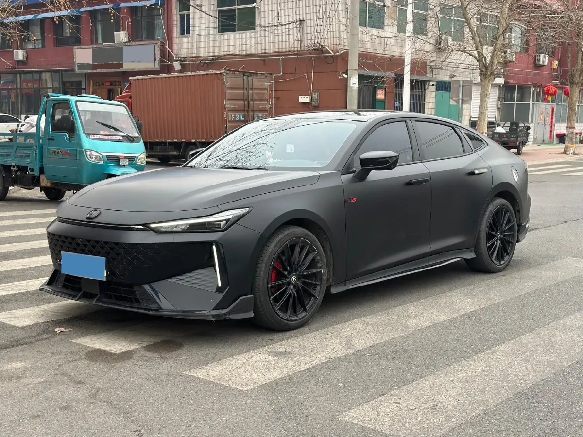 2024 ChangAn UNI-V 1.5T 188HP L4 7DCT,autocango,china used car exporter,china ev exporter,chinese used car exporter,chinese used ev exporter