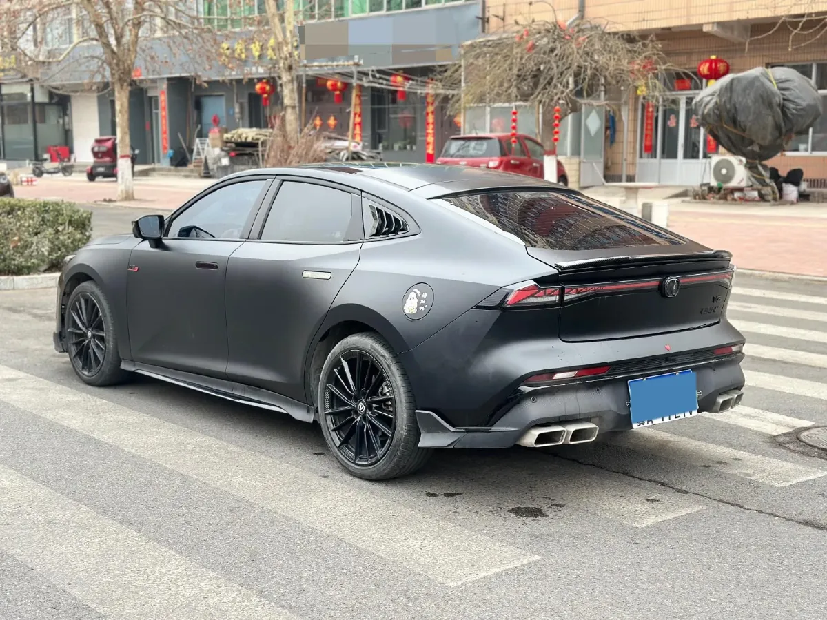 2024 ChangAn UNI-V 1.5T 188HP L4 7DCT,autocango,china used car exporter,china ev exporter,chinese used car exporter,chinese used ev exporter