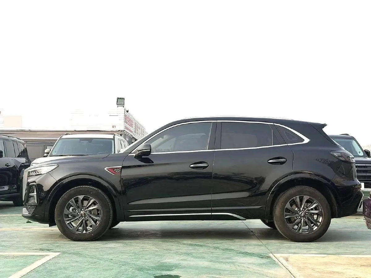 2023 HongQi HS5 2.0T 252HP L4 8AT,autocango,china used car exporter,china ev exporter,chinese used car exporter,chinese used ev exporter