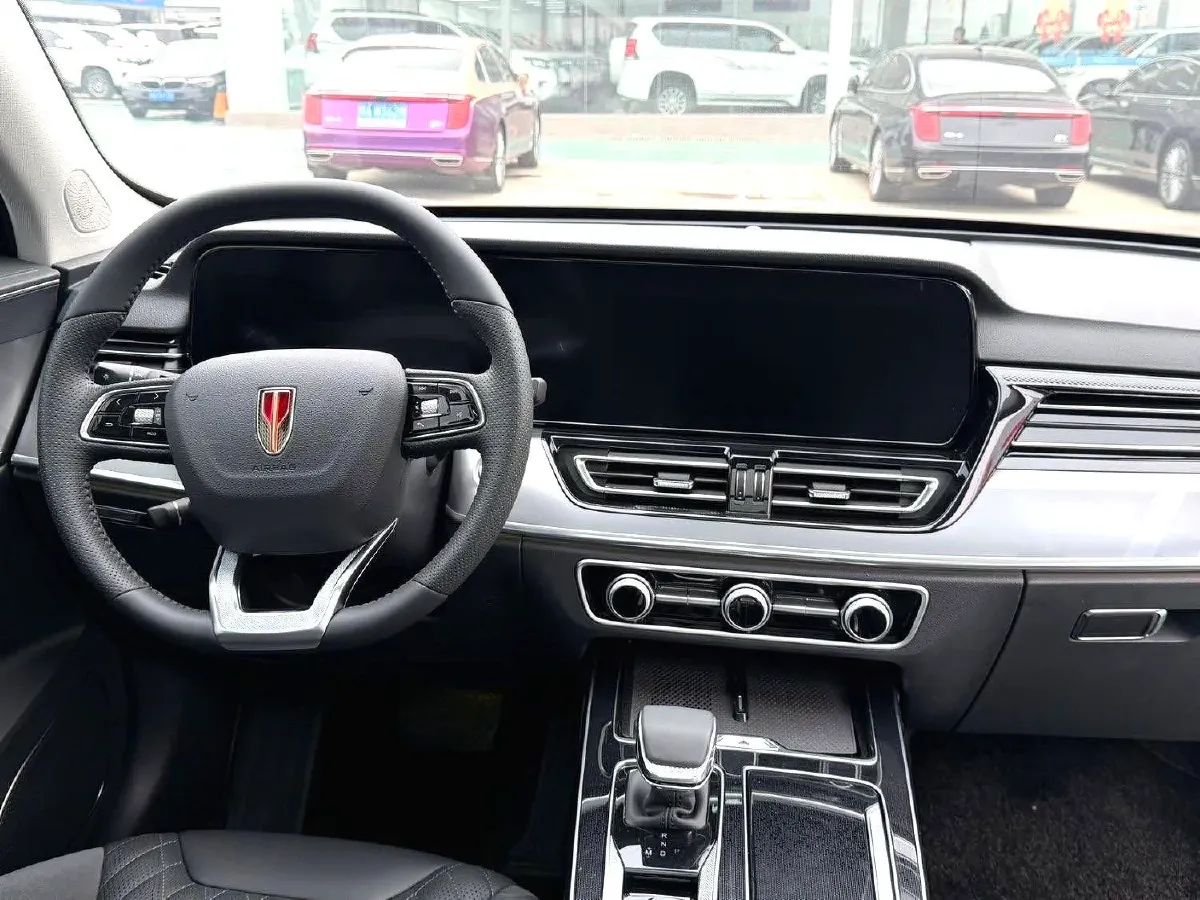 2023 HongQi HS5 2.0T 252HP L4 8AT,autocango,china used car exporter,china ev exporter,chinese used car exporter,chinese used ev exporter