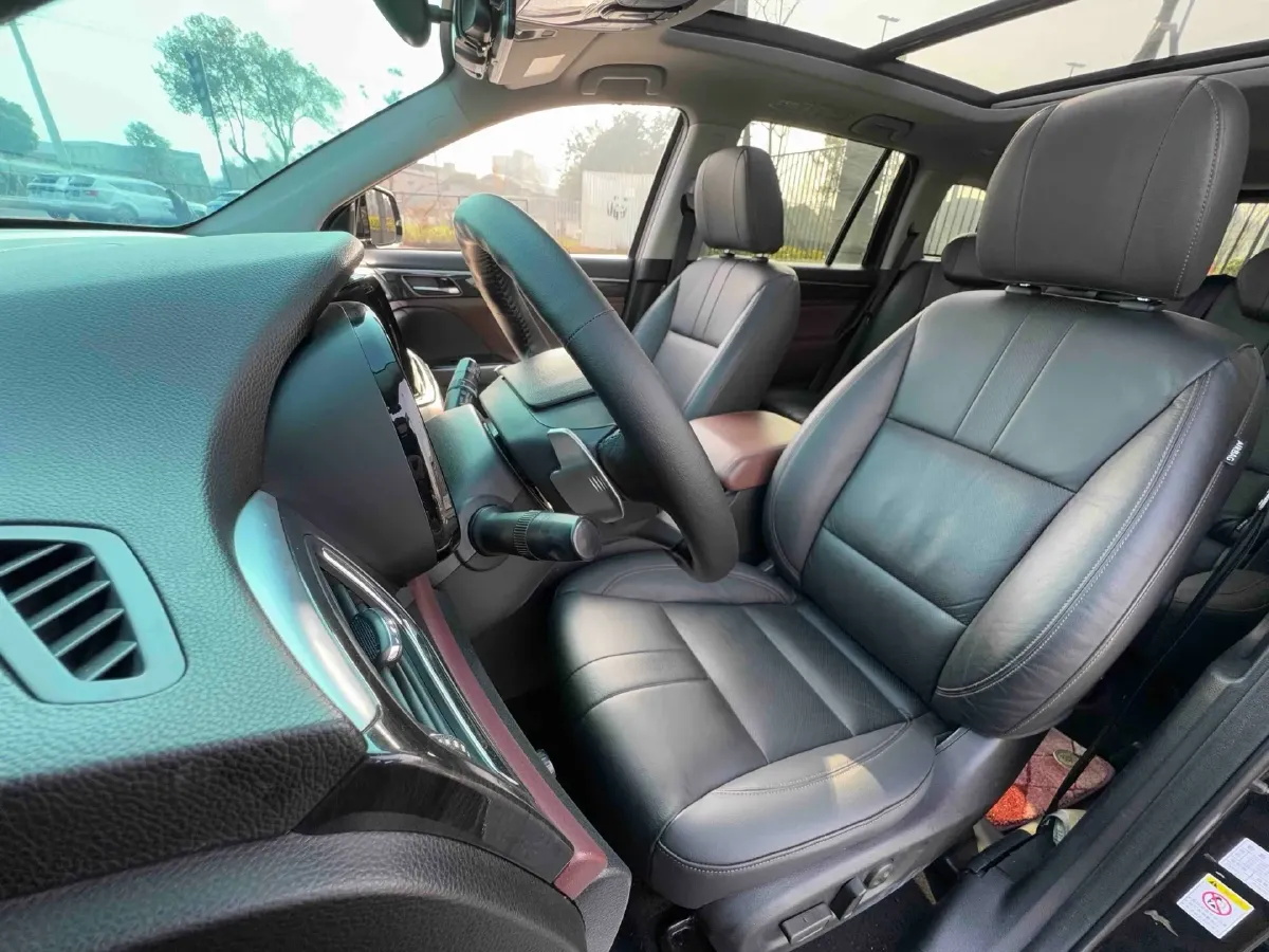 2017 GAC Trumpchi GS8 2.0T 201HP L4 6AT,autocango,china used car exporter,china ev exporter,chinese used car exporter,chinese used ev exporter