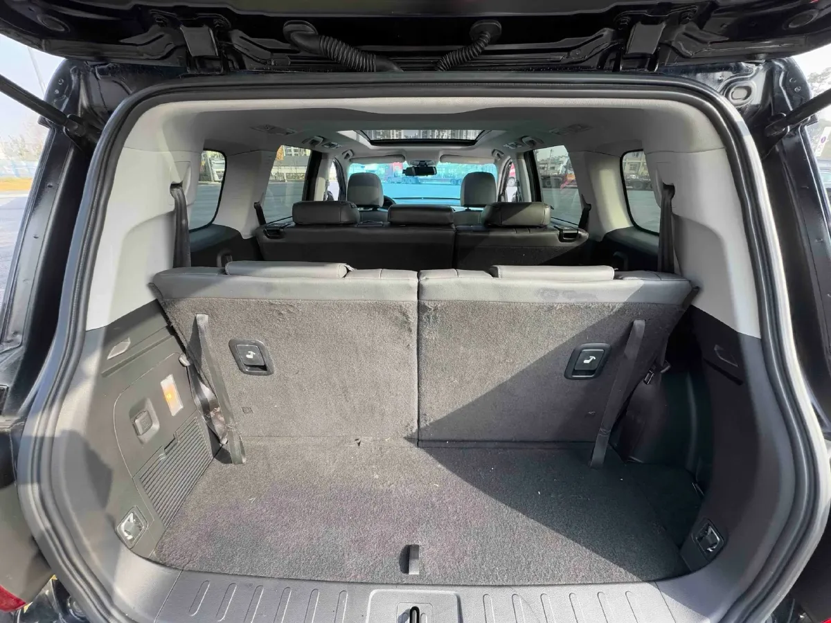 2017 GAC Trumpchi GS8 2.0T 201HP L4 6AT,autocango,china used car exporter,china ev exporter,chinese used car exporter,chinese used ev exporter