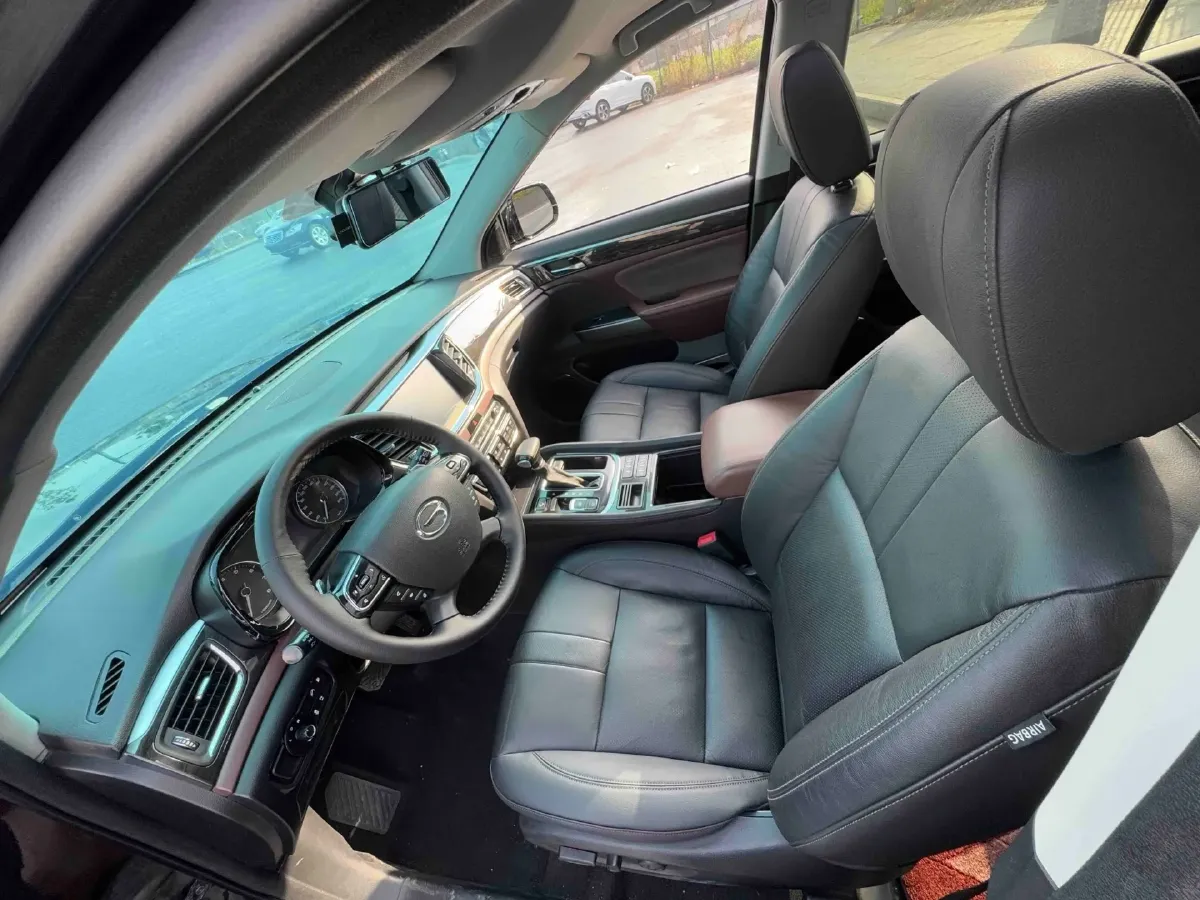 2017 GAC Trumpchi GS8 2.0T 201HP L4 6AT,autocango,china used car exporter,china ev exporter,chinese used car exporter,chinese used ev exporter