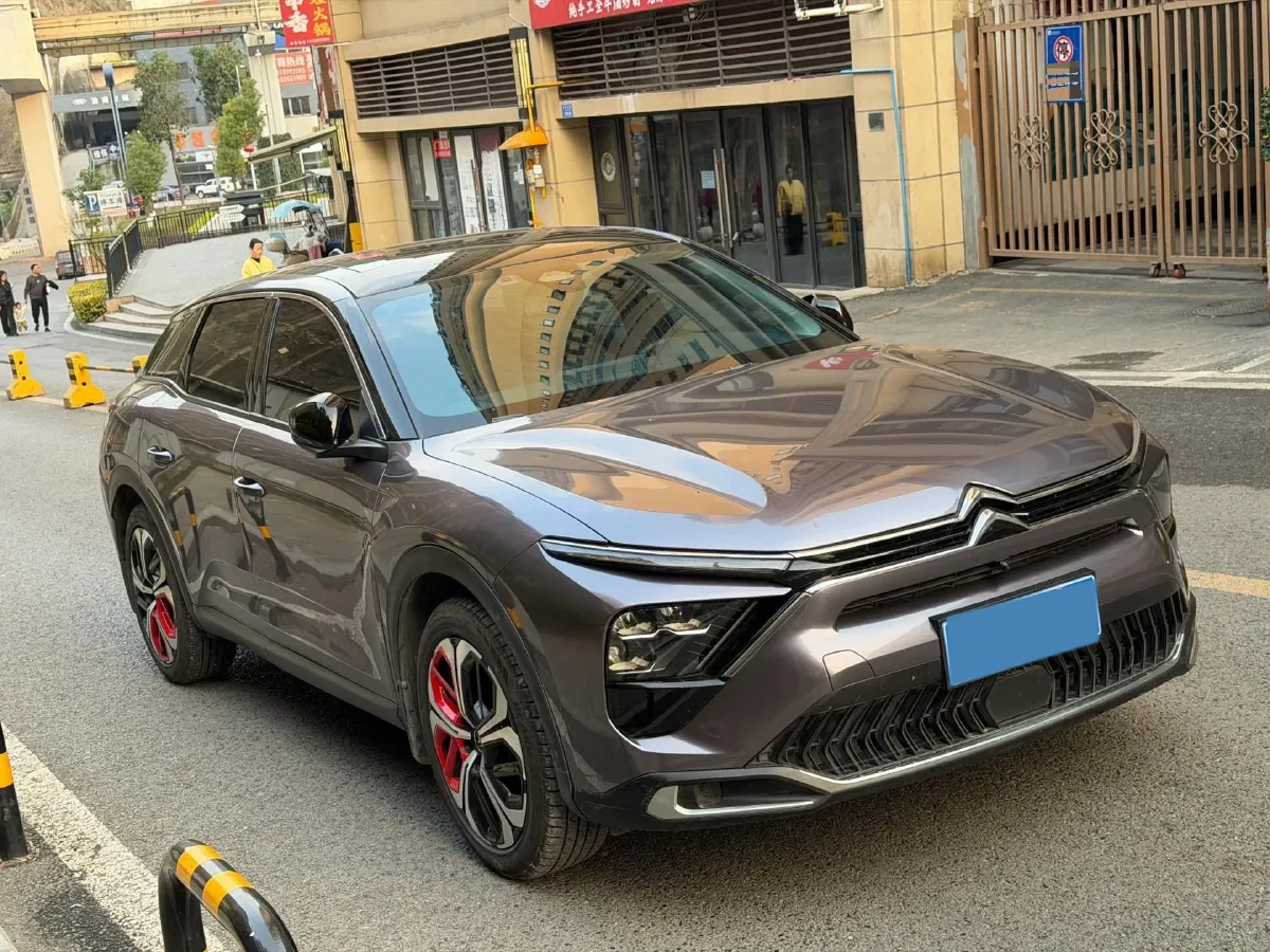 2021 Citroen C5 X 1.6T 175HP L4 8AT,autocango,china used car exporter,china ev exporter,chinese used car exporter,chinese used ev exporter