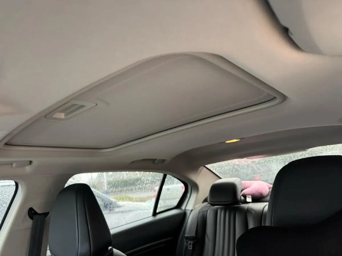 2022 Peugeot 408 1.6T 170HP L4 6AT,autocango,china used car exporter,china ev exporter,chinese used car exporter,chinese used ev exporter