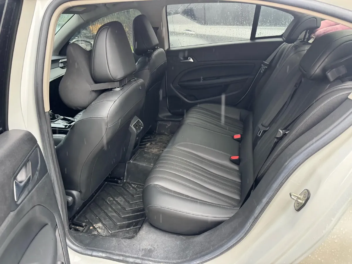 2022 Peugeot 408 1.6T 170HP L4 6AT,autocango,china used car exporter,china ev exporter,chinese used car exporter,chinese used ev exporter