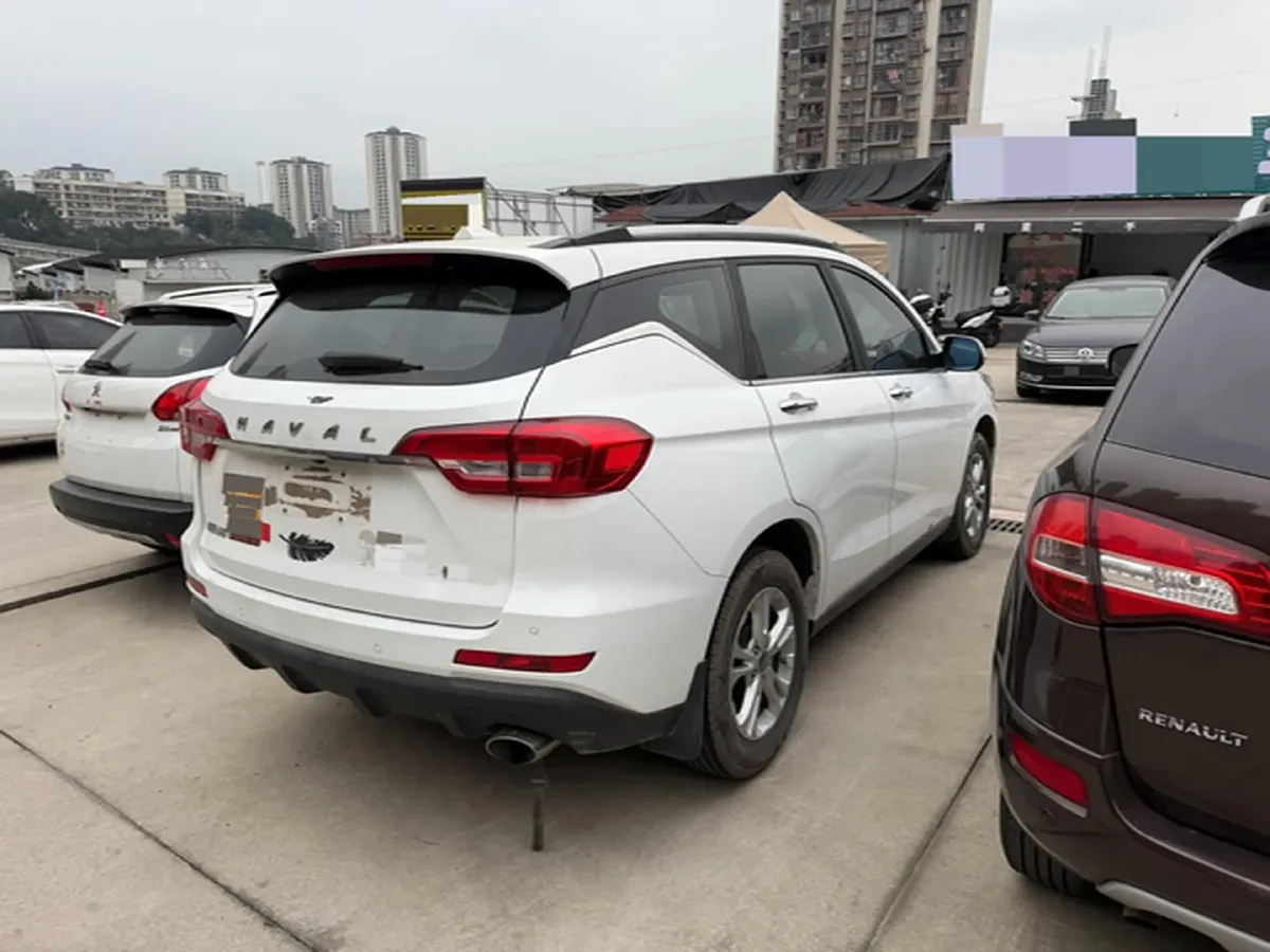 2017 Haval M6 1.5T 150HP L4 6AT,autocango,china used car exporter,china ev exporter,chinese used car exporter,chinese used ev exporter