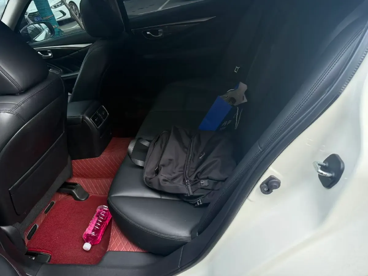 2021 Infiniti Q50L 2.0T 211HP L4 7AT,autocango,china used car exporter,china ev exporter,chinese used car exporter,chinese used ev exporter