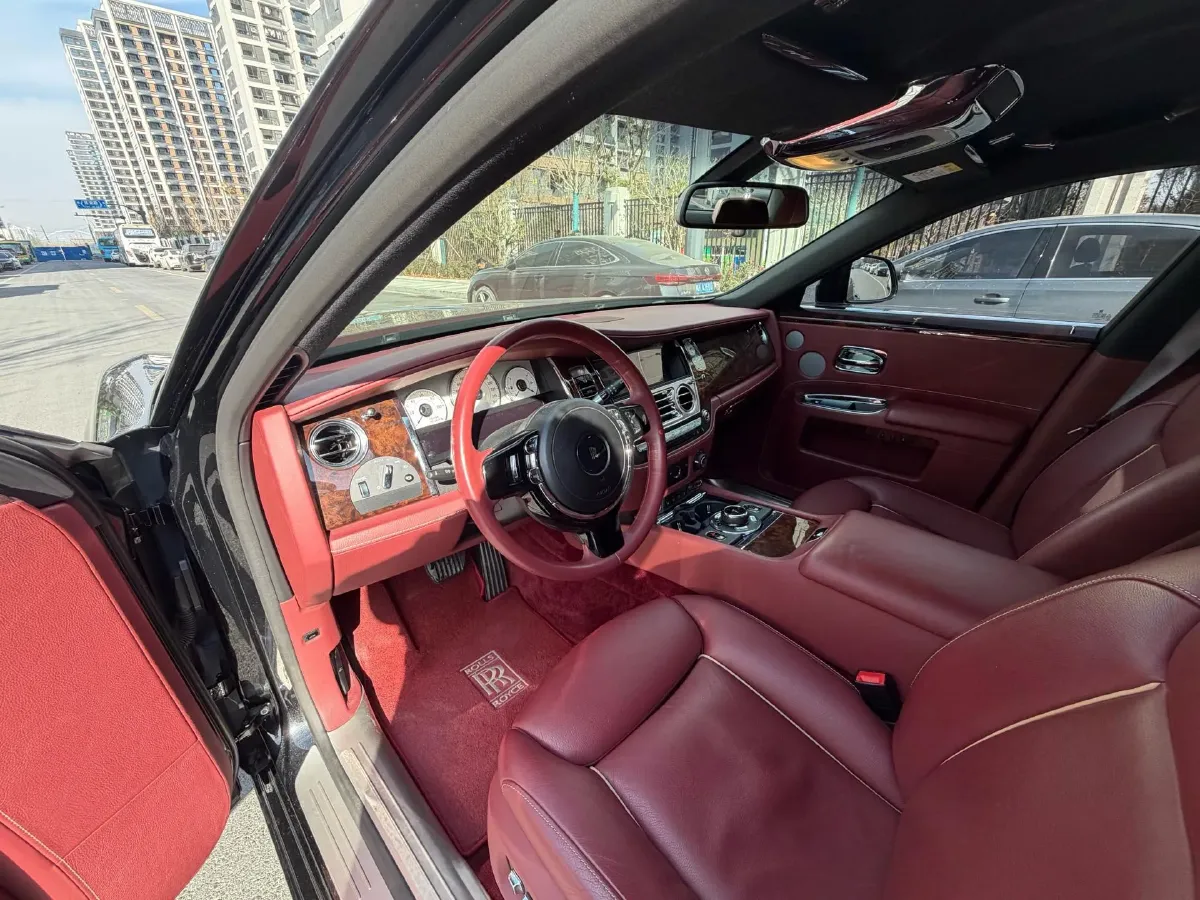 2018 Rolls-Royce Ghost 6.6T 571HP V12 8AT,autocango,china used car exporter,china ev exporter,chinese used car exporter,chinese used ev exporter