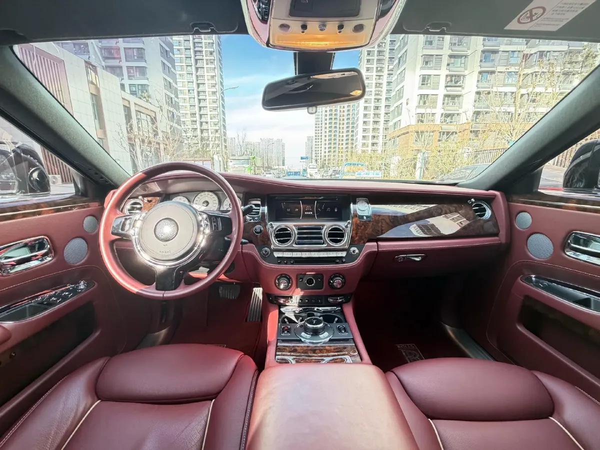 2018 Rolls-Royce Ghost 6.6T 571HP V12 8AT,autocango,china used car exporter,china ev exporter,chinese used car exporter,chinese used ev exporter