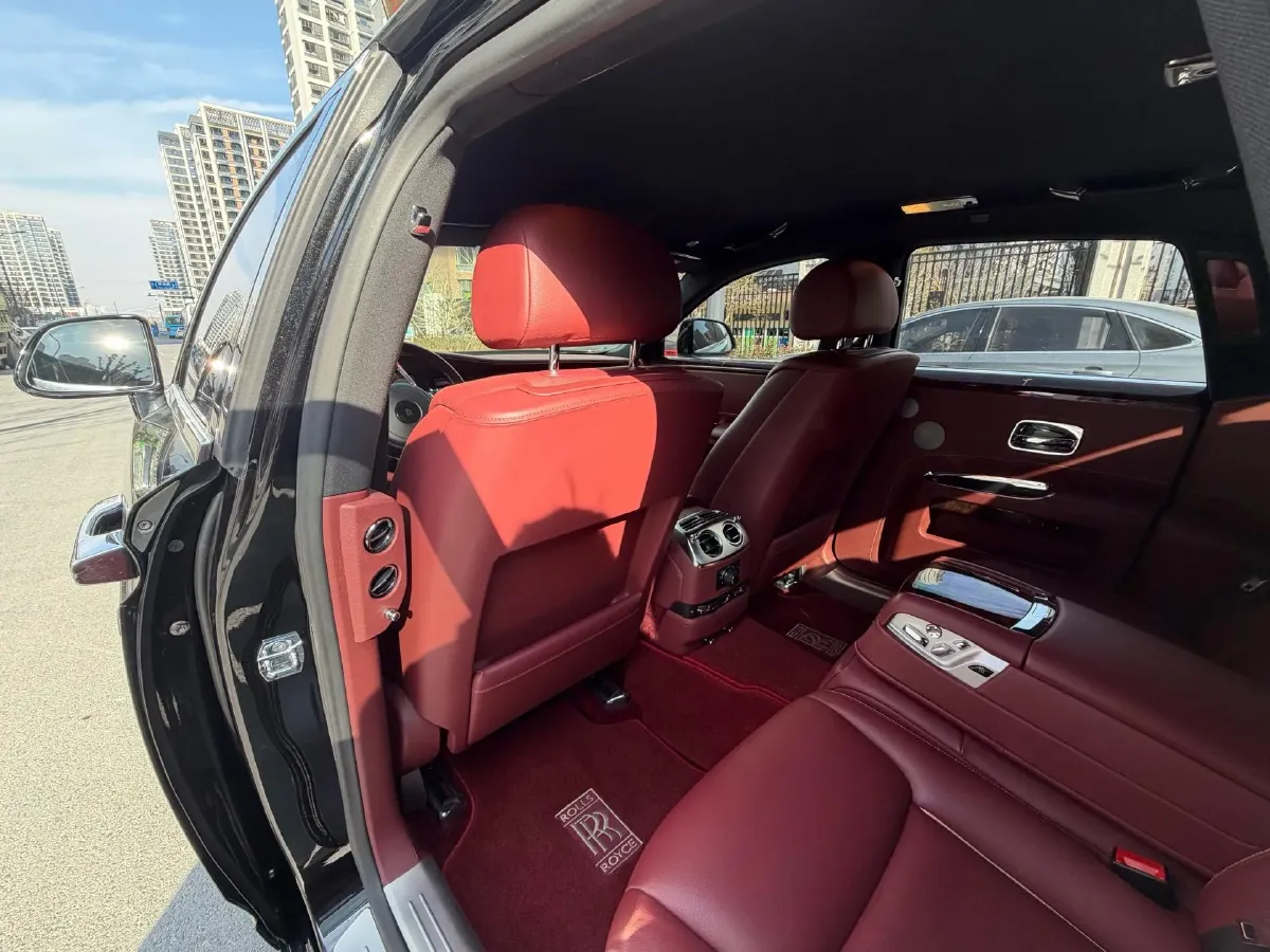 2018 Rolls-Royce Ghost 6.6T 571HP V12 8AT,autocango,china used car exporter,china ev exporter,chinese used car exporter,chinese used ev exporter