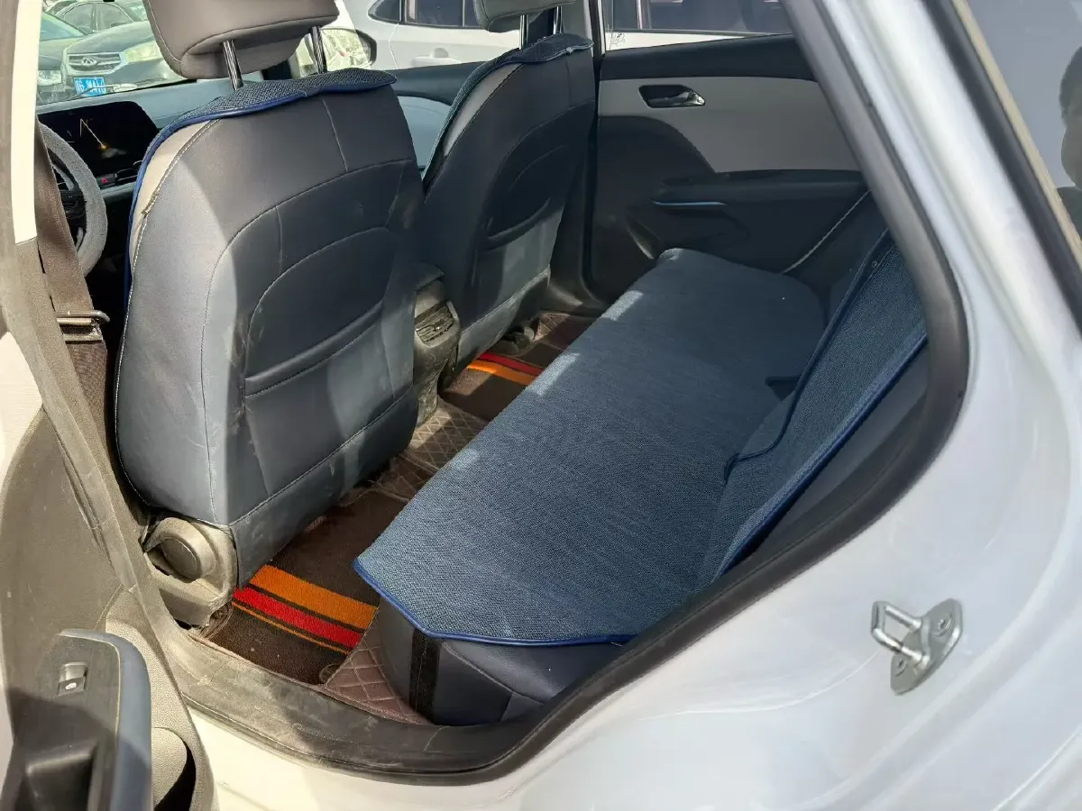 2024 Chevrolet Monza 1.5L 113HP L4 6DCT,autocango,china used car exporter,china ev exporter,chinese used car exporter,chinese used ev exporter