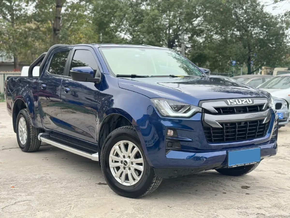 2024 Isuzu Jim 2.5T 143HP L4 8AT,autocango,china used car exporter,china ev exporter,chinese used car exporter,chinese used ev exporter