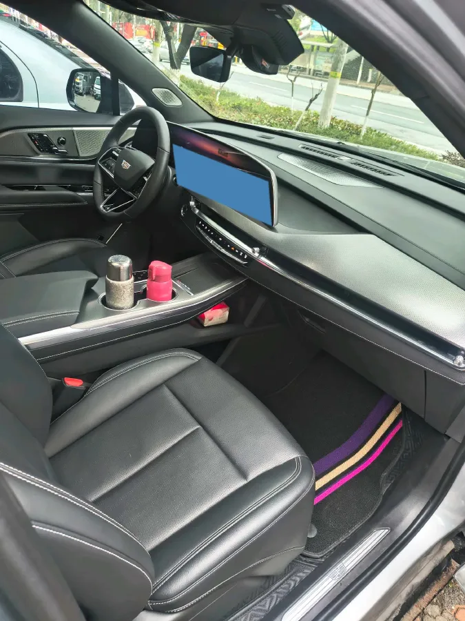 2025 Cadillac XT5 2.0T 237HP L4 9AT,autocango,china used car exporter,china ev exporter,chinese used car exporter,chinese used ev exporter