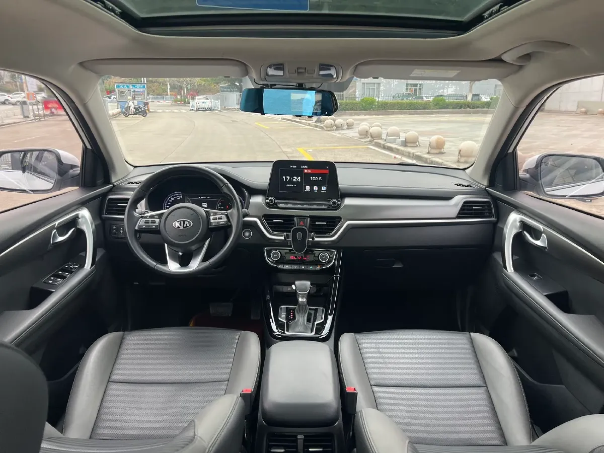 2018 Kia Sportage R 2.0L 160HP L4 6AT,autocango,china used car exporter,china ev exporter,chinese used car exporter,chinese used ev exporter