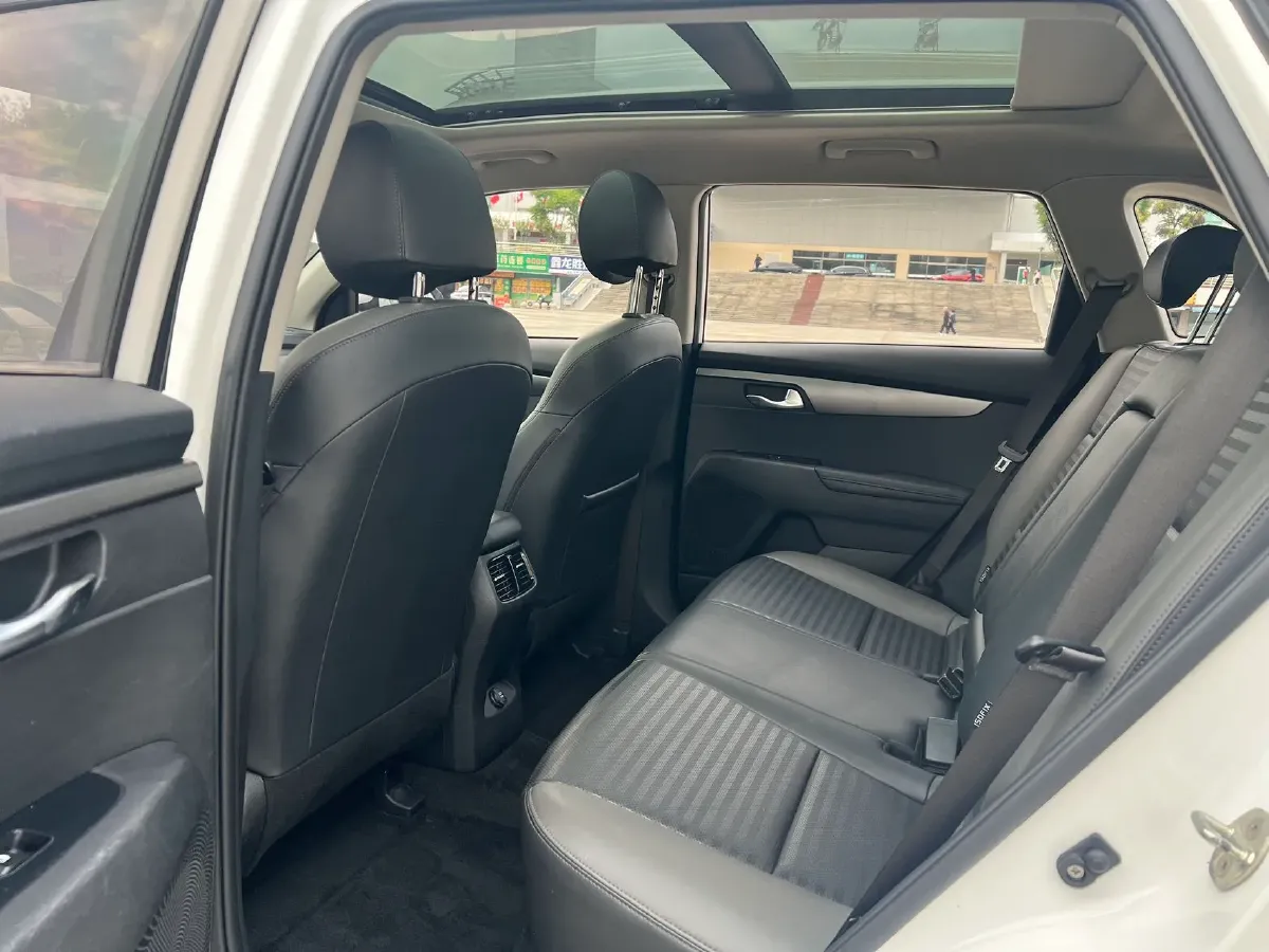 2018 Kia Sportage R 2.0L 160HP L4 6AT,autocango,china used car exporter,china ev exporter,chinese used car exporter,chinese used ev exporter