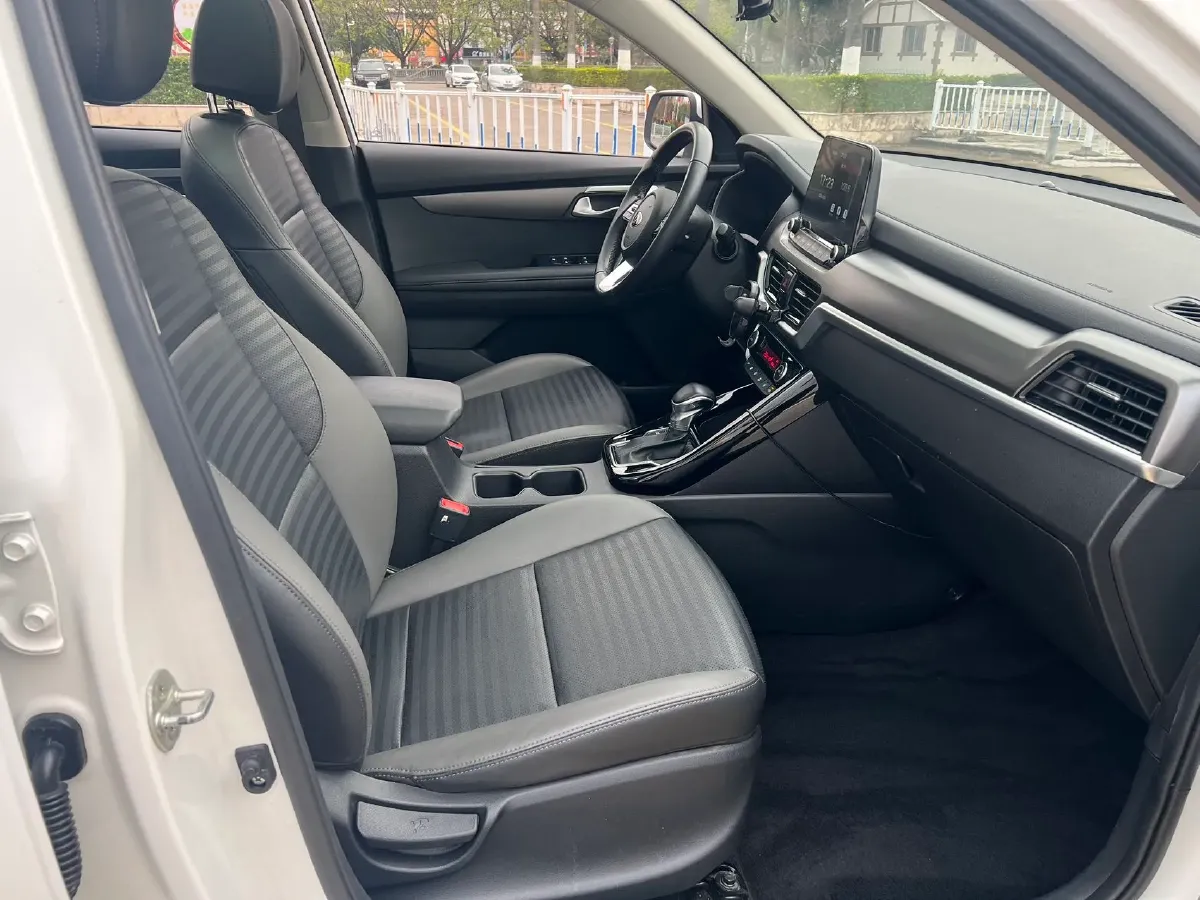 2018 Kia Sportage R 2.0L 160HP L4 6AT,autocango,china used car exporter,china ev exporter,chinese used car exporter,chinese used ev exporter