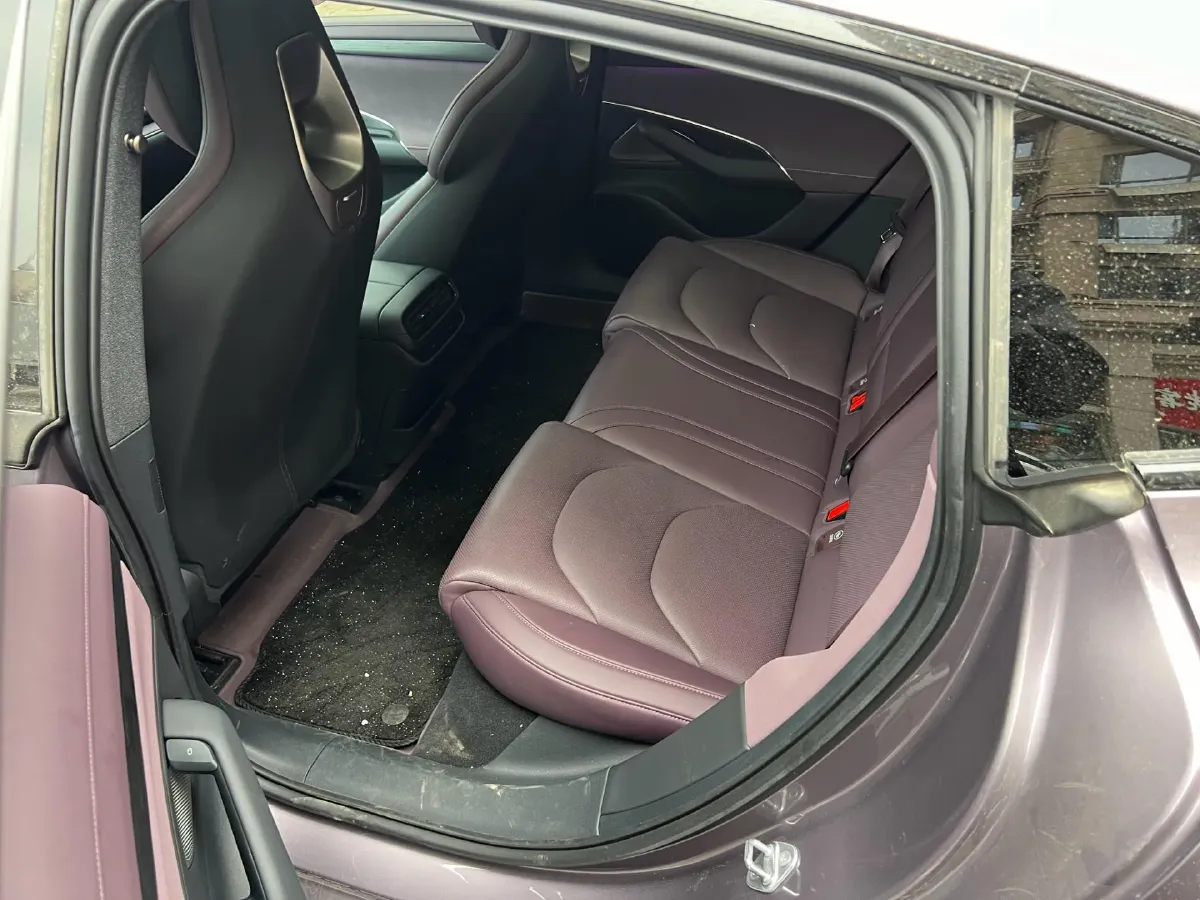 2024 MI SU7 BEV 73.6KWH,autocango,china used car exporter,china ev exporter,chinese used car exporter,chinese used ev exporter