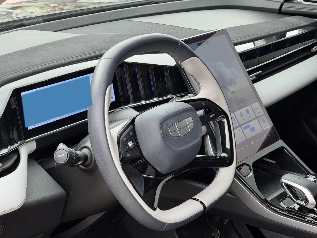 2023 Geely StarRay 1.5T 181HP L4 7DCT,autocango,china used car exporter,china ev exporter,chinese used car exporter,chinese used ev exporter