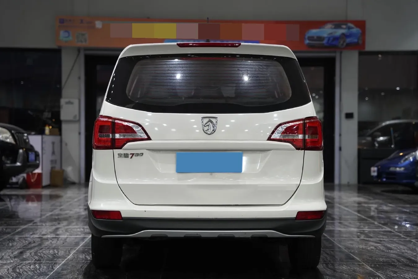 2019 BaoJun 730 1.5L 105HP L4 6MT,autocango,china used car exporter,china ev exporter,chinese used car exporter,chinese used ev exporter