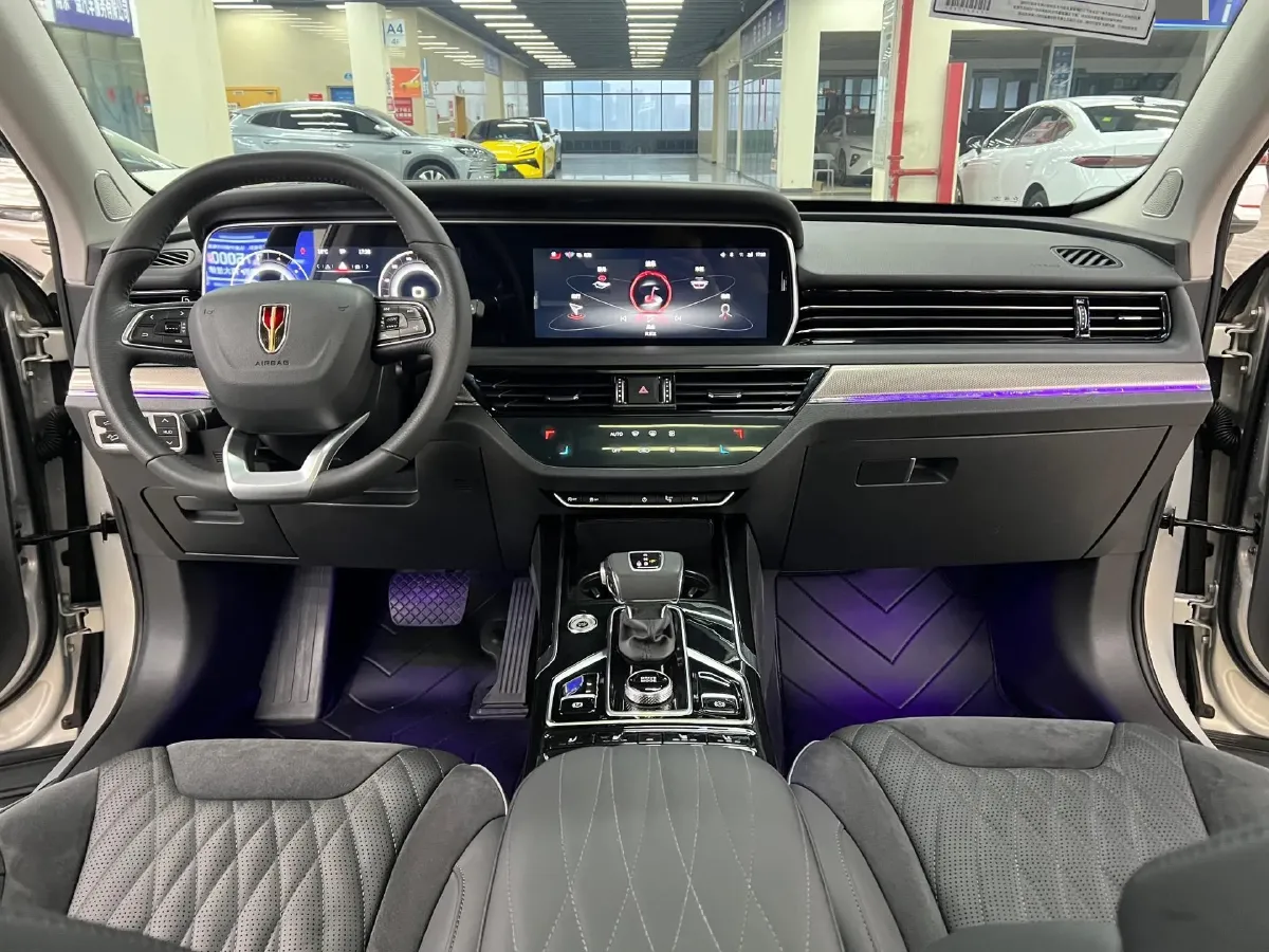 2022 HongQi HS5 2.0T 224HP L4 6AT,autocango,china used car exporter,china ev exporter,chinese used car exporter,chinese used ev exporter