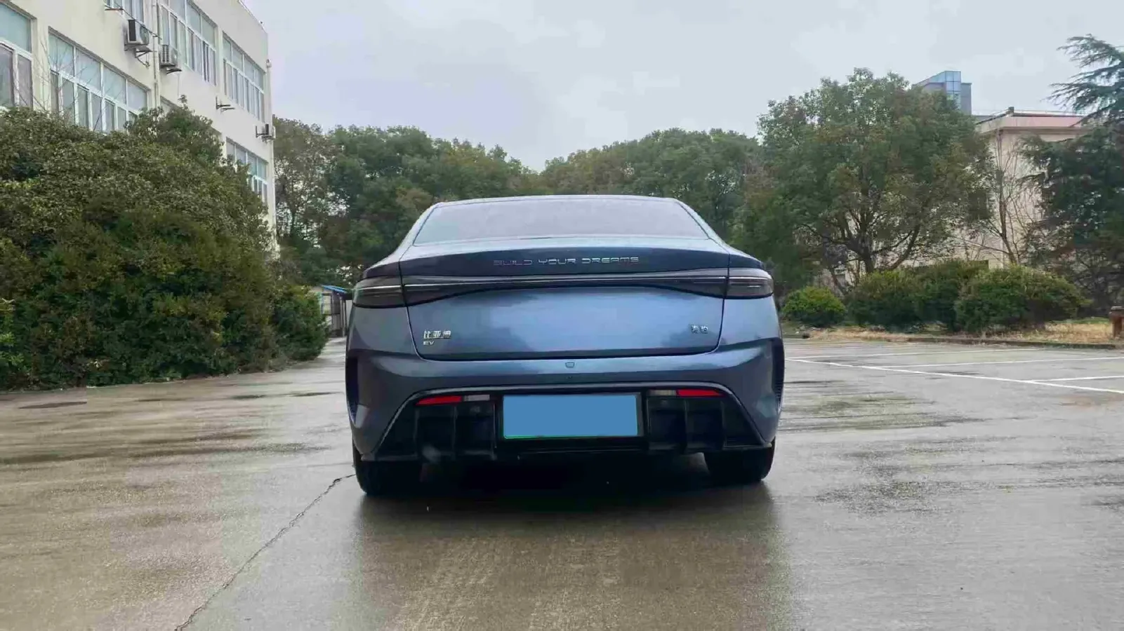 2022 AITO AITO M5 Range Extended 125HP REEV 40KWH,autocango,china used car exporter,china ev exporter,chinese used car exporter,chinese used ev exporter