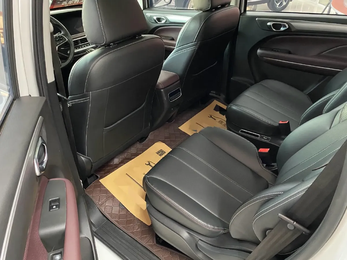 2023 GAC Trumpchi M6 1.5T 177HP L4 7DCT,autocango,china used car exporter,china ev exporter,chinese used car exporter,chinese used ev exporter