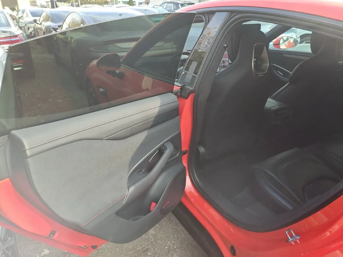 2024 MI SU7 BEV 101KWH,autocango,china used car exporter,china ev exporter,chinese used car exporter,chinese used ev exporter