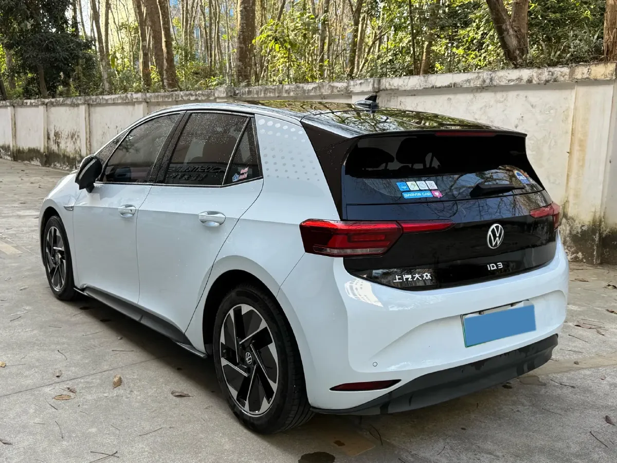 2023 Volkswagen ID.3 BEV 52.8KWH,autocango,china used car exporter,china ev exporter,chinese used car exporter,chinese used ev exporter