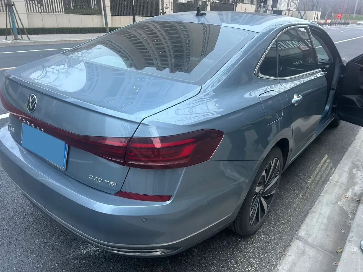 2022 Xpeng P7 BEV 60.2KWH,autocango,china used car exporter,china ev exporter,chinese used car exporter,chinese used ev exporter