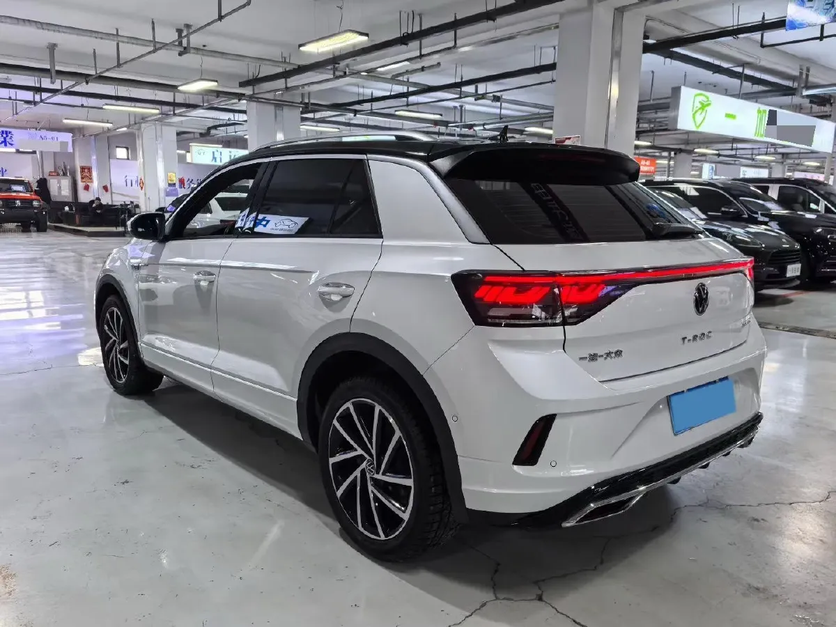 2023 Volkswagen T-Roc 1.5T 160HP L4 7DCT,autocango,china used car exporter,china ev exporter,chinese used car exporter,chinese used ev exporter