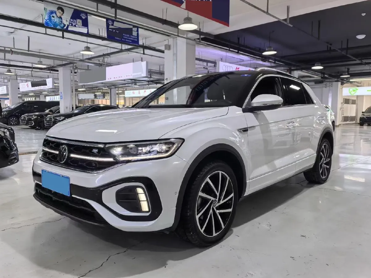 2023 Volkswagen T-Roc 1.5T 160HP L4 7DCT,autocango,china used car exporter,china ev exporter,chinese used car exporter,chinese used ev exporter