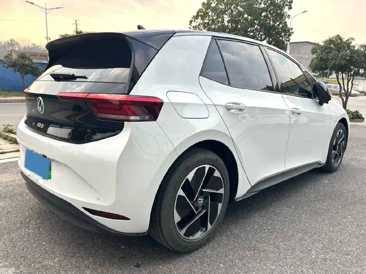2025 Volkswagen ID.3 BEV 52.8KWH,autocango,china used car exporter,china ev exporter,chinese used car exporter,chinese used ev exporter