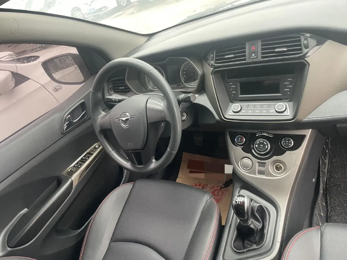 2017 HaiMa M3 1.5L 112HP L4 5MT,autocango,china used car exporter,china ev exporter,chinese used car exporter,chinese used ev exporter