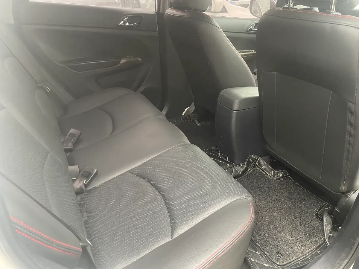 2017 HaiMa M3 1.5L 112HP L4 5MT,autocango,china used car exporter,china ev exporter,chinese used car exporter,chinese used ev exporter