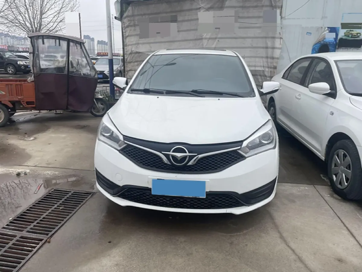 2017 HaiMa M3 1.5L 112HP L4 5MT,autocango,china used car exporter,china ev exporter,chinese used car exporter,chinese used ev exporter