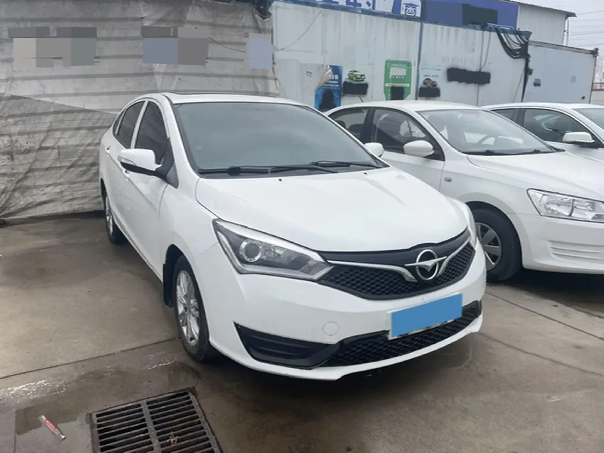 2017 HaiMa M3 1.5L 112HP L4 5MT,autocango,china used car exporter,china ev exporter,chinese used car exporter,chinese used ev exporter