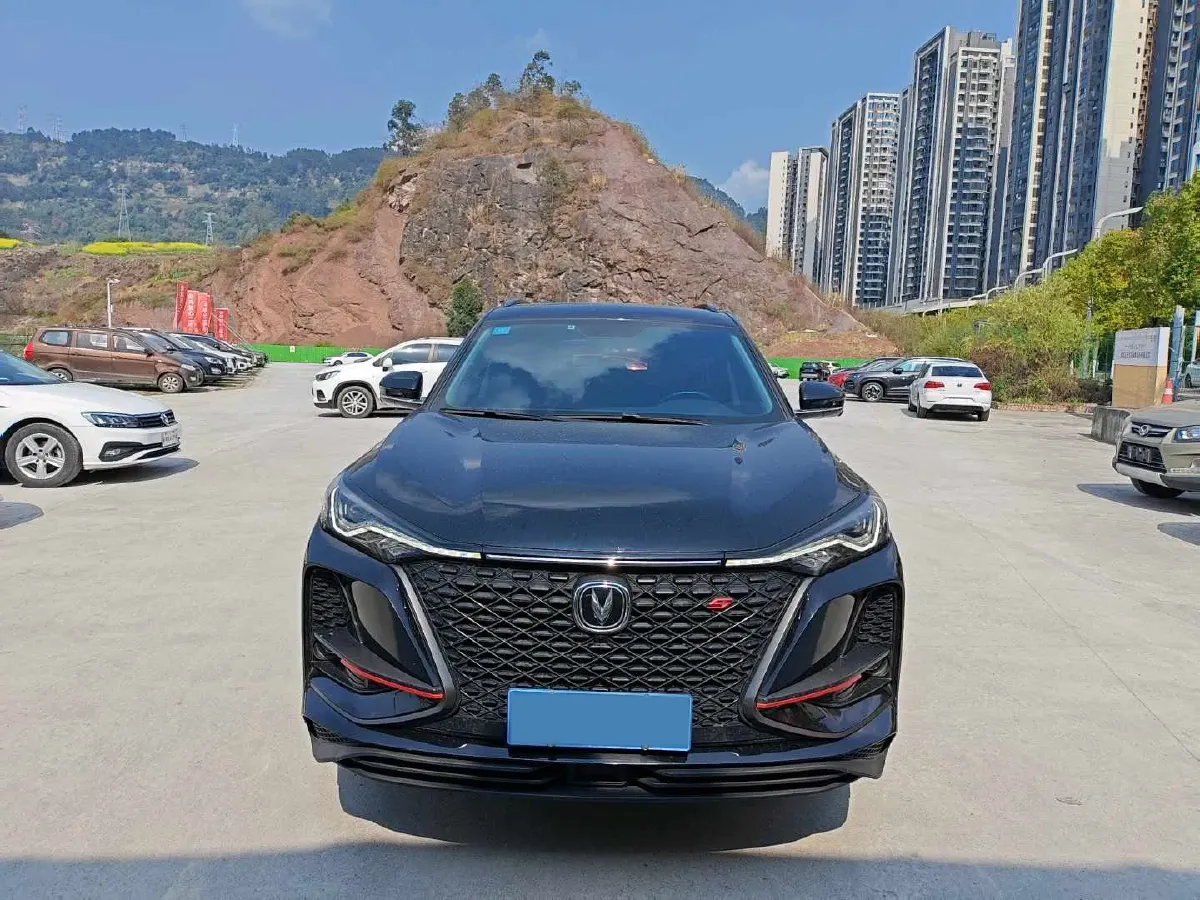2020 ChangAn CS75 Plus 2.0T 233HP L4 8AT,autocango,china used car exporter,china ev exporter,chinese used car exporter,chinese used ev exporter