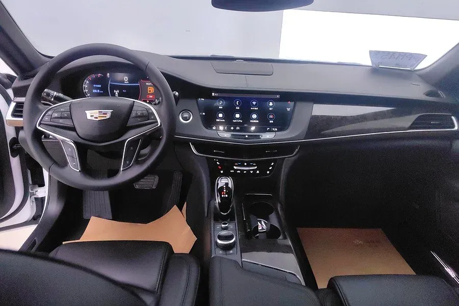 2021 Cadillac CT6 2.0T 237HP L4 10AT,autocango,china used car exporter,china ev exporter,chinese used car exporter,chinese used ev exporter