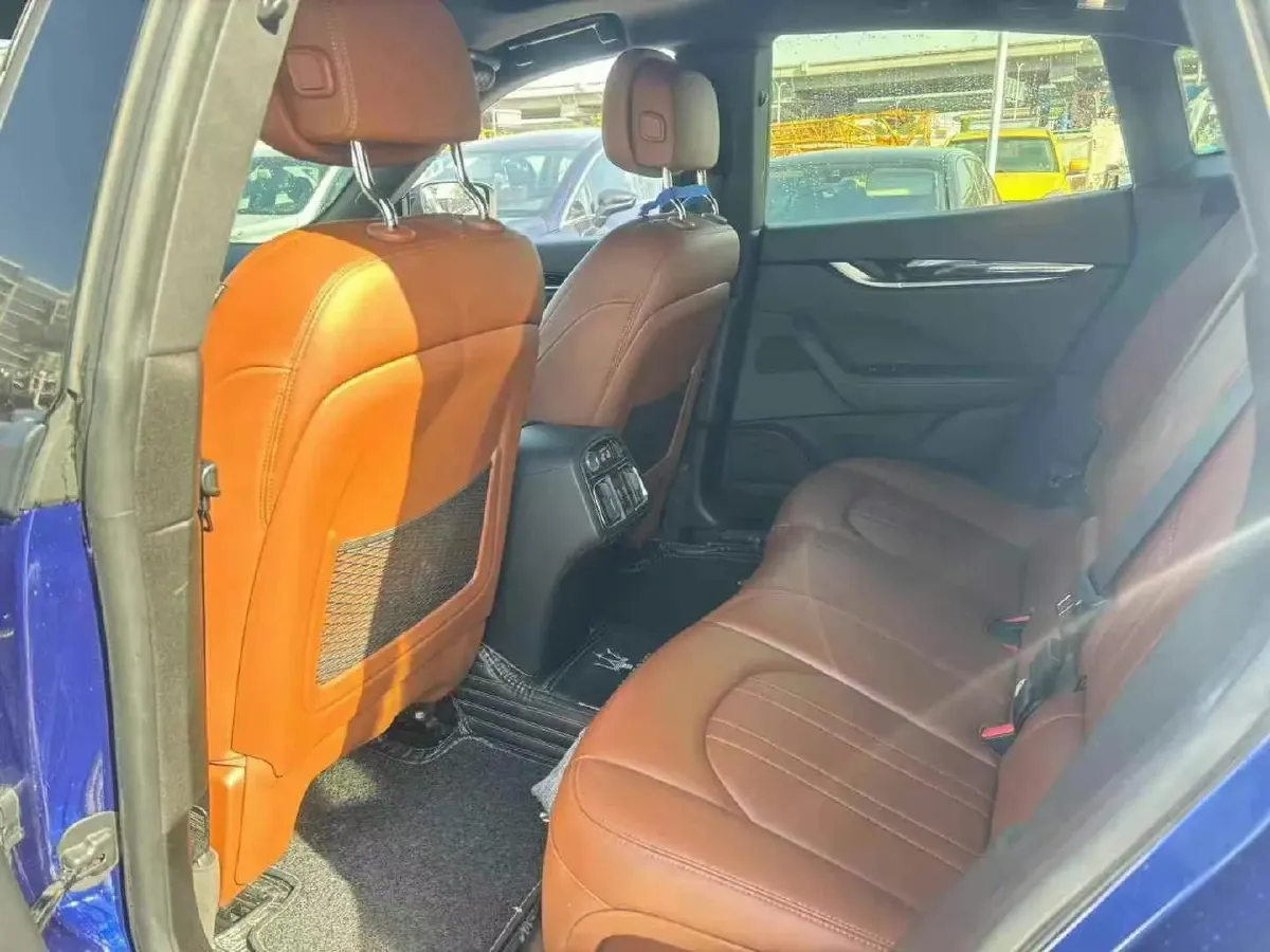 2021 Maserati Levante 3.0T 350HP V6 8AT,autocango,china used car exporter,china ev exporter,chinese used car exporter,chinese used ev exporter