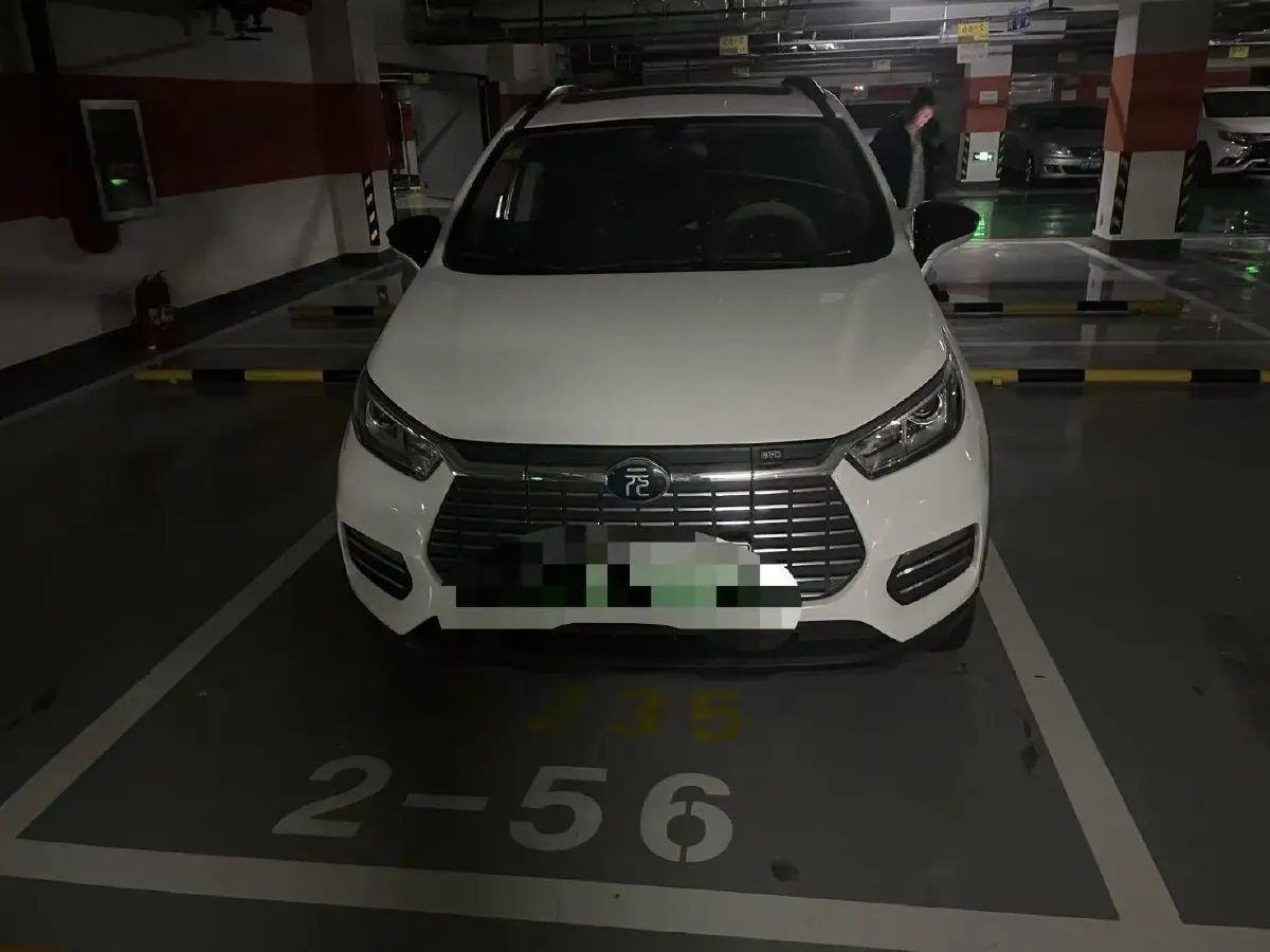 2018 BYD Yuan BEV 43.2KWH,autocango,china used car exporter,china ev exporter,chinese used car exporter,chinese used ev exporter